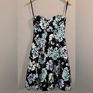 White House Black Market strapless sweetheart neckline floral dress size 2 teal